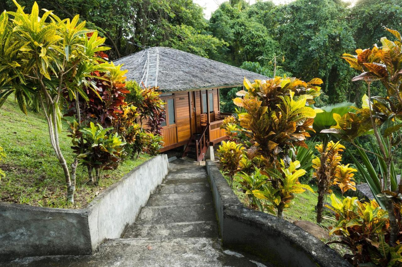 K2 Lembeh Dive Resort Bitung Esterno foto