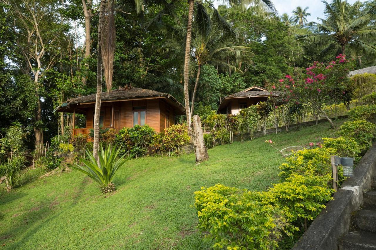 K2 Lembeh Dive Resort Bitung Esterno foto
